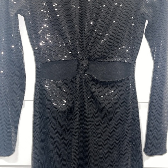 CUT-OUT DRESS IN BLACK IN MEDIUM BY H&M - Picture 6 of 7